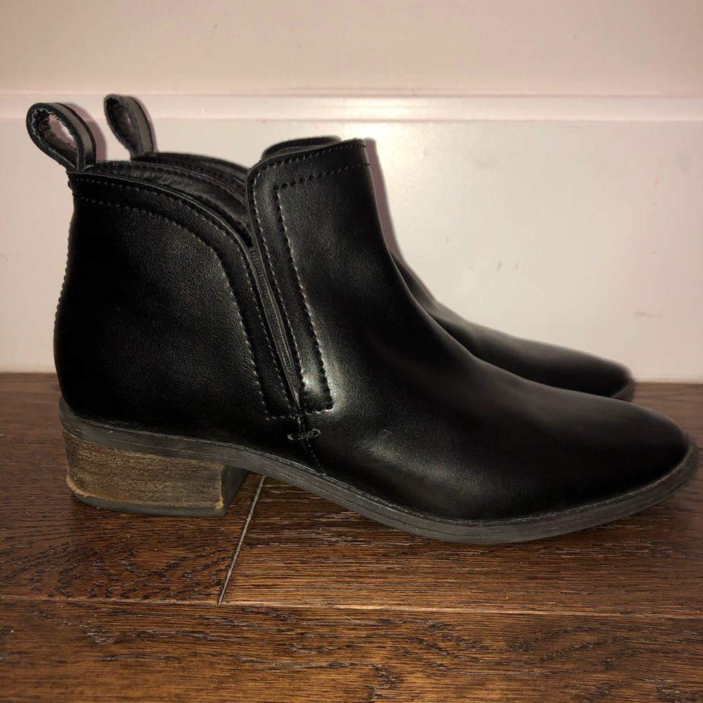 Black Booties